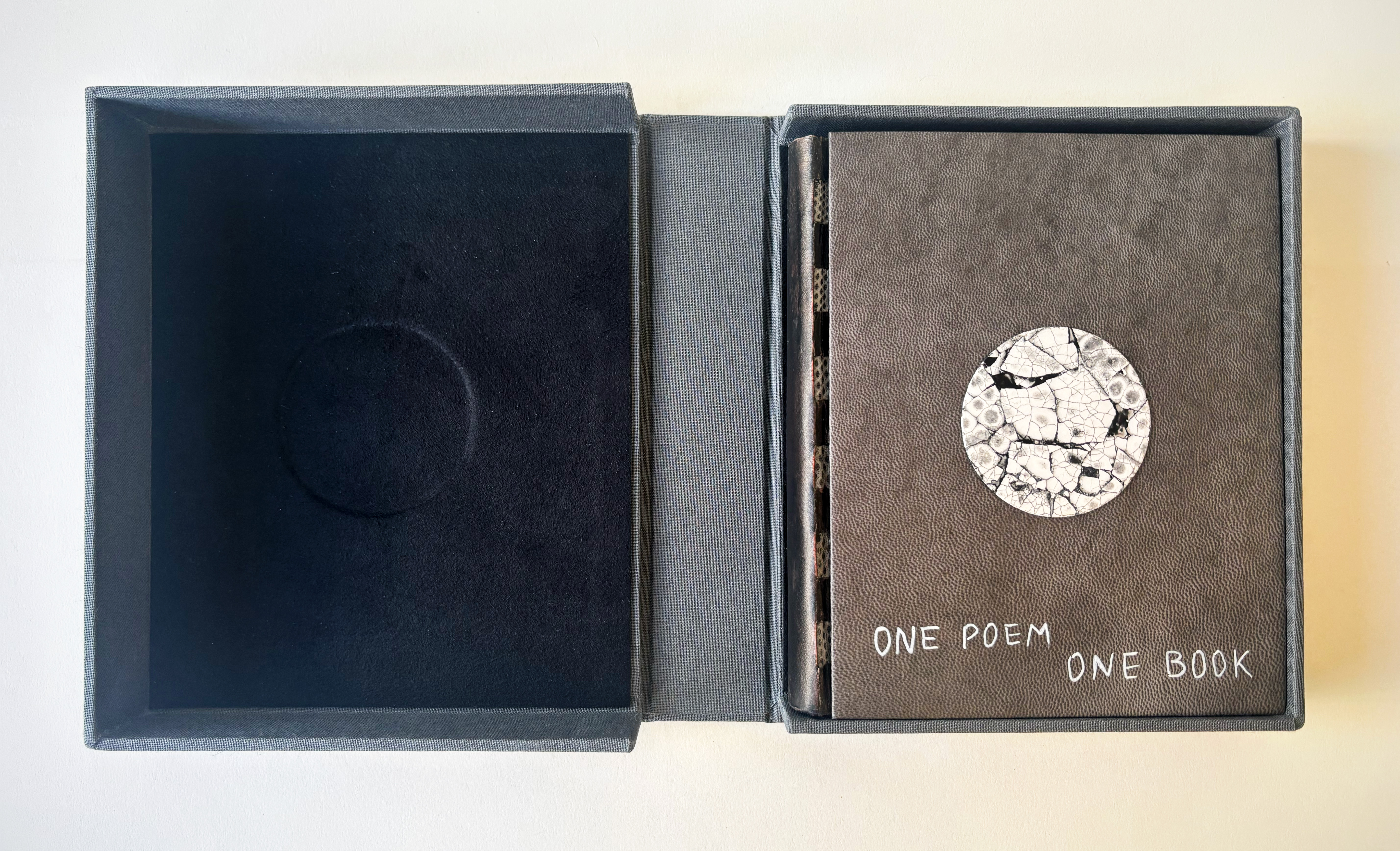 image 2 for One Poem Book