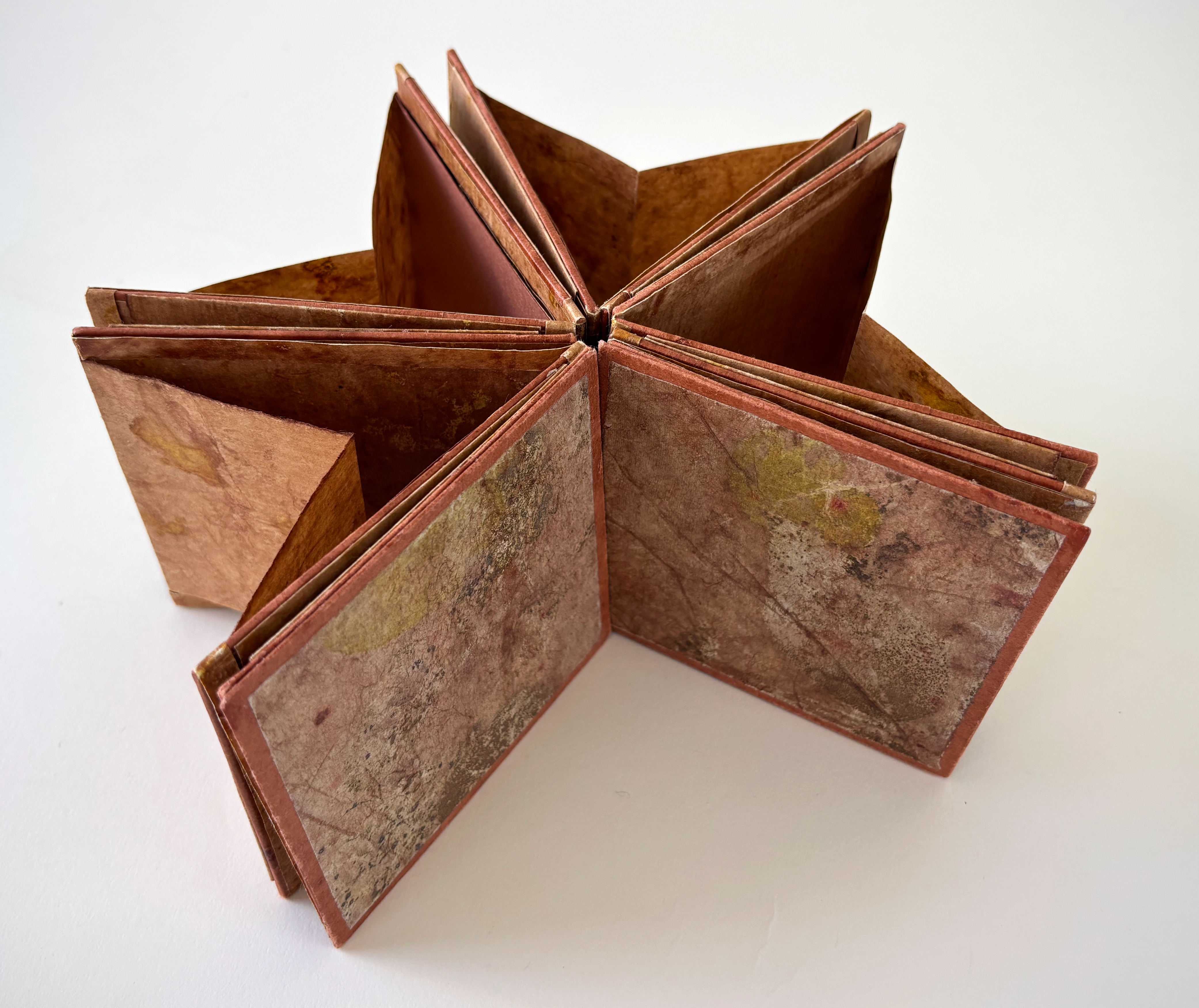 main image for Traces-2